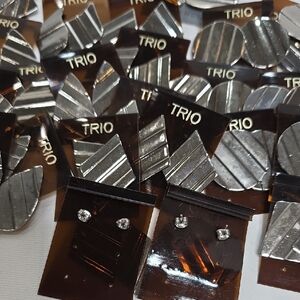 579 Vintage 80s Trio Silver Ribbed Statement Earrings - NOS